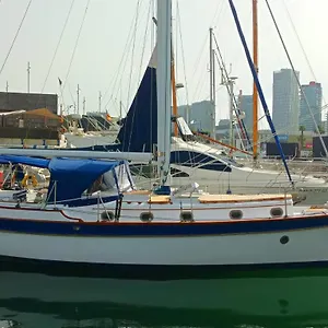 Spacious And Cozy Caribbean Boat In Barcelona With Tour Option Sant Adria de Besos